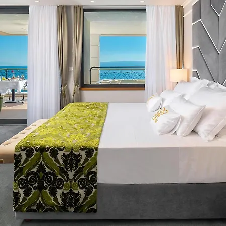 Harmony Hotel 4*